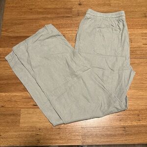 Old Navy Women’s Light Gray wide leg pant
